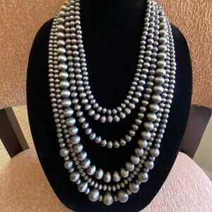 Paparazzi grey beaded layered necklace - limited edition